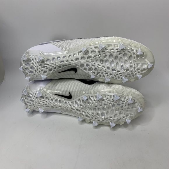 Nike Alpha Menace Elite 2 Football Cleats Flyknit Men\'s 13.5 White AO3374-101 main image 3